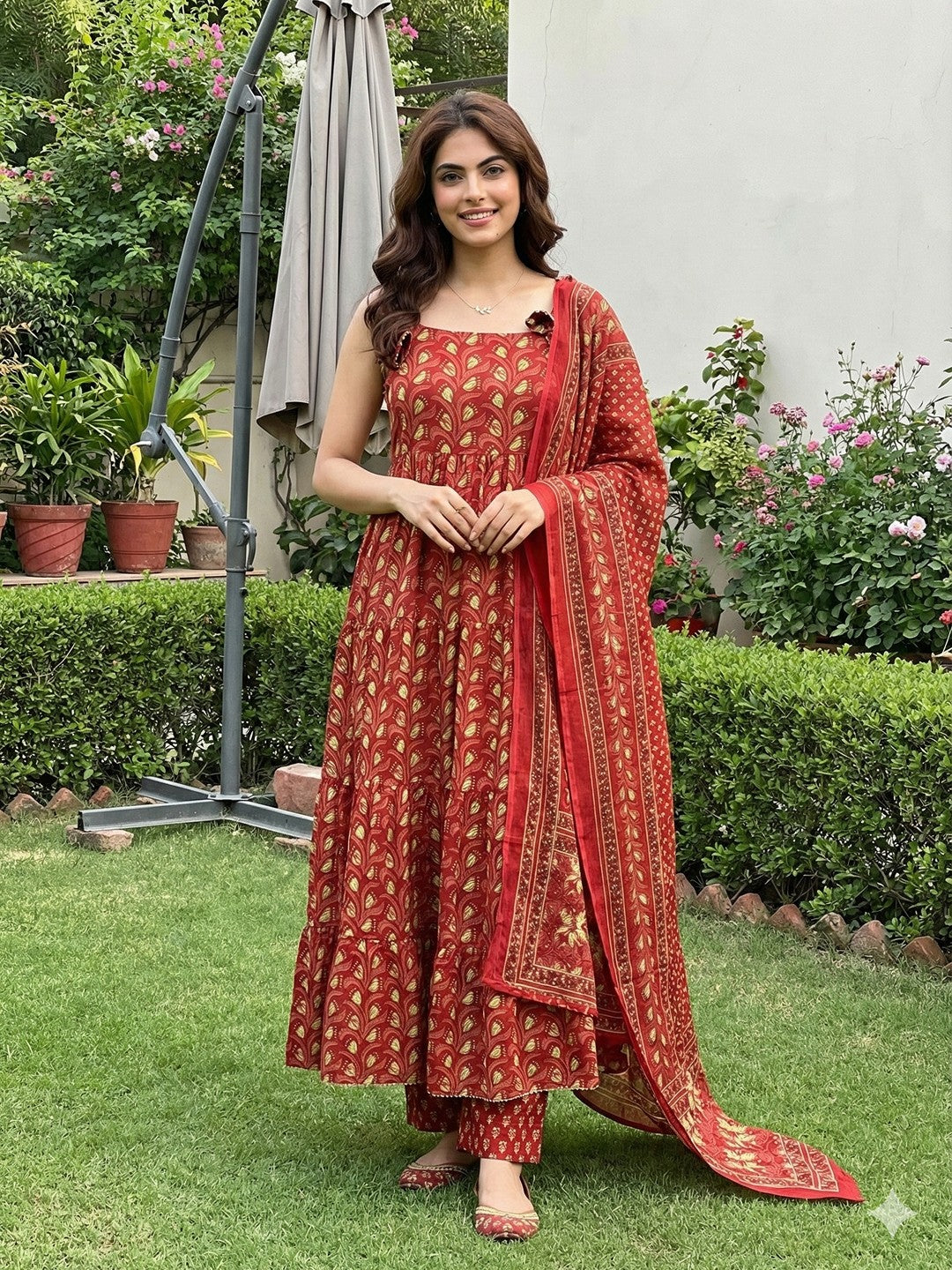 Jaitpuriya Red Pure Cotton Anarkali Pleated Tierd Kurta Set