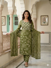 Jaitpuriya Green Pure Cotton Straight Regular Kurta Set