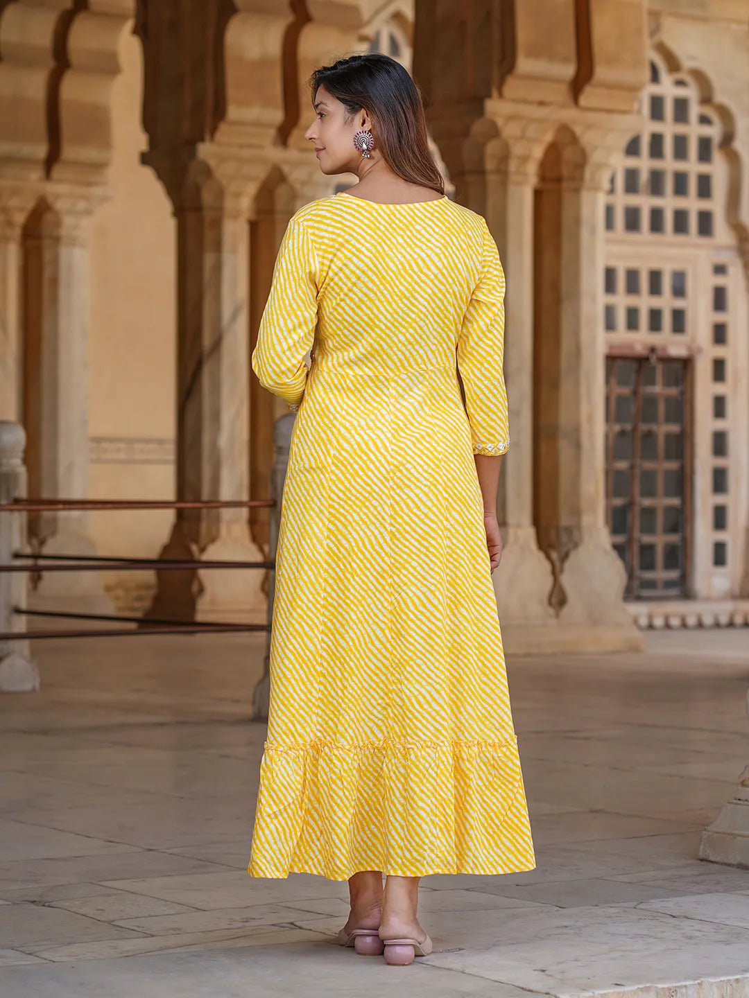 Jaitpuriya Women Yellow Striped Anarkali Dress