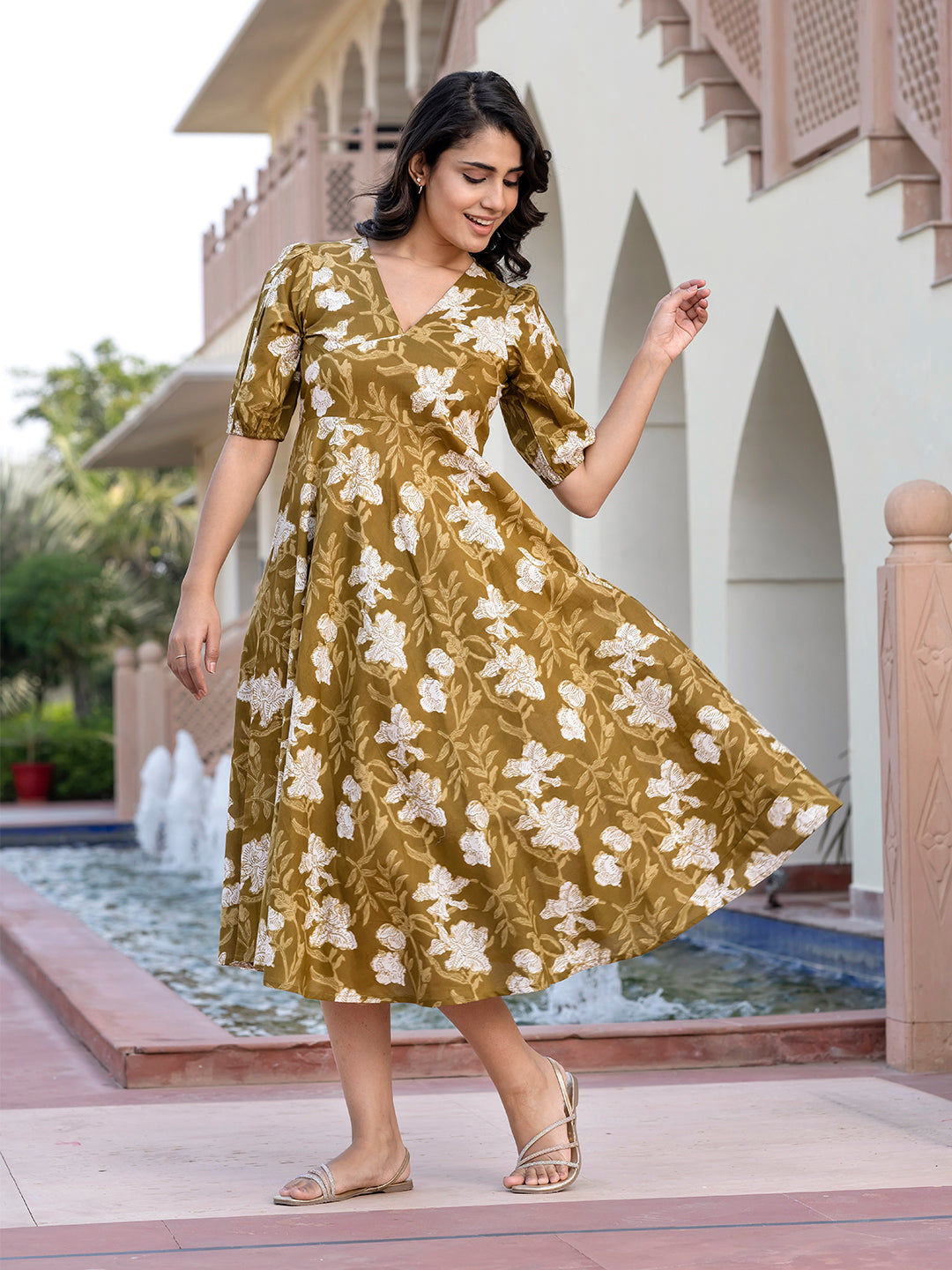 Jaitpuriya Women Green Floral Print fit & flare Dresses