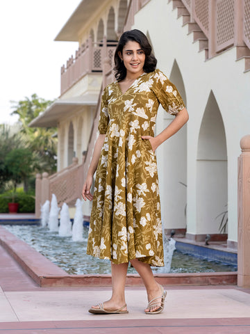 Jaitpuriya Women Green Floral Print fit & flare Dresses