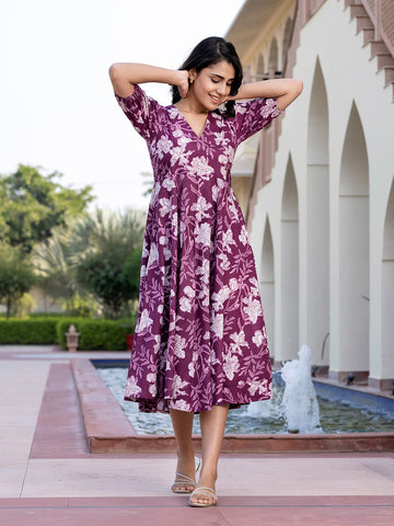 Jaitpuriya Women Purple Floral Print fit & flare Dresses