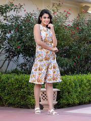 Jaitpuriya Women Green Gathered or Pleated fit & flare Dresses