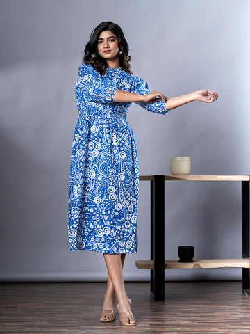 Jaitpuriya Women Blue And White Paisley Print fit & flare Dresses