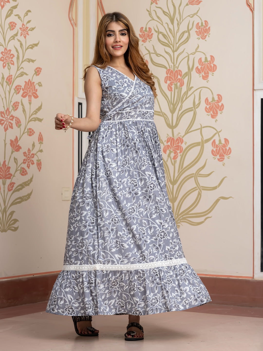 Jaitpuriya Women Grey Pure Cotton fit & flare Dresses