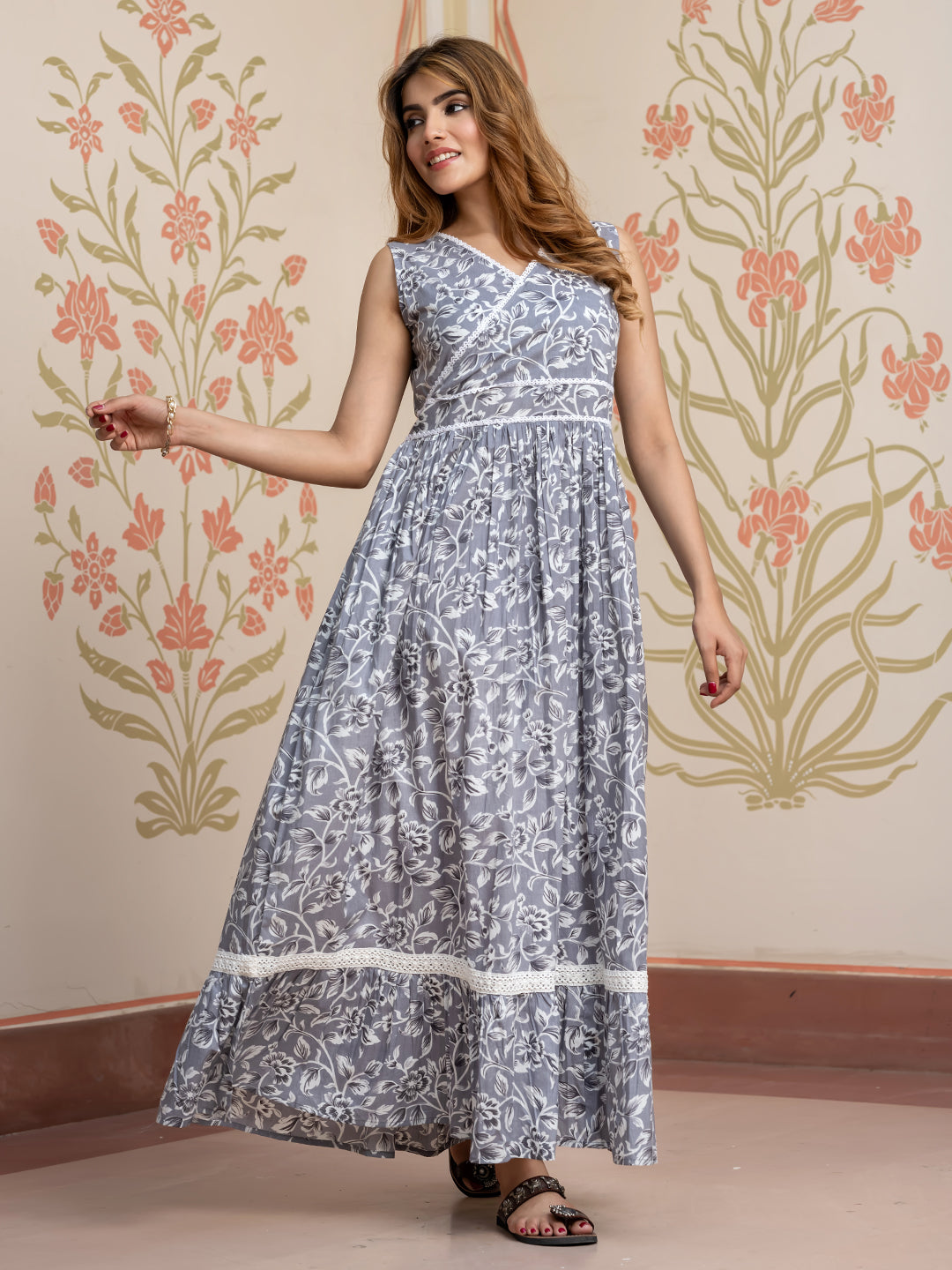 Jaitpuriya Women Grey Pure Cotton fit & flare Dresses