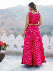 Jaitpuriya Women Pink Printed Cholis Kurta Lehenga and Dupatta Set