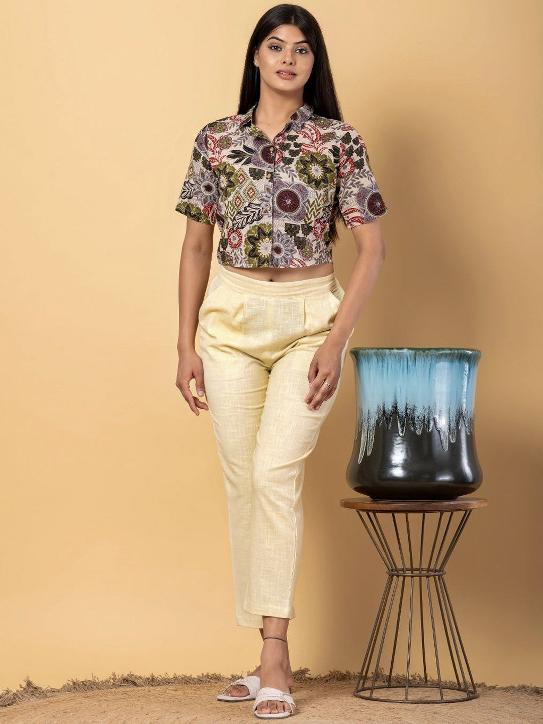 Kalini Solid Pure Cotton Slim fit women Trousers