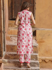 Jaitpuriya Women Red Floral Straight Kurta Pant Set