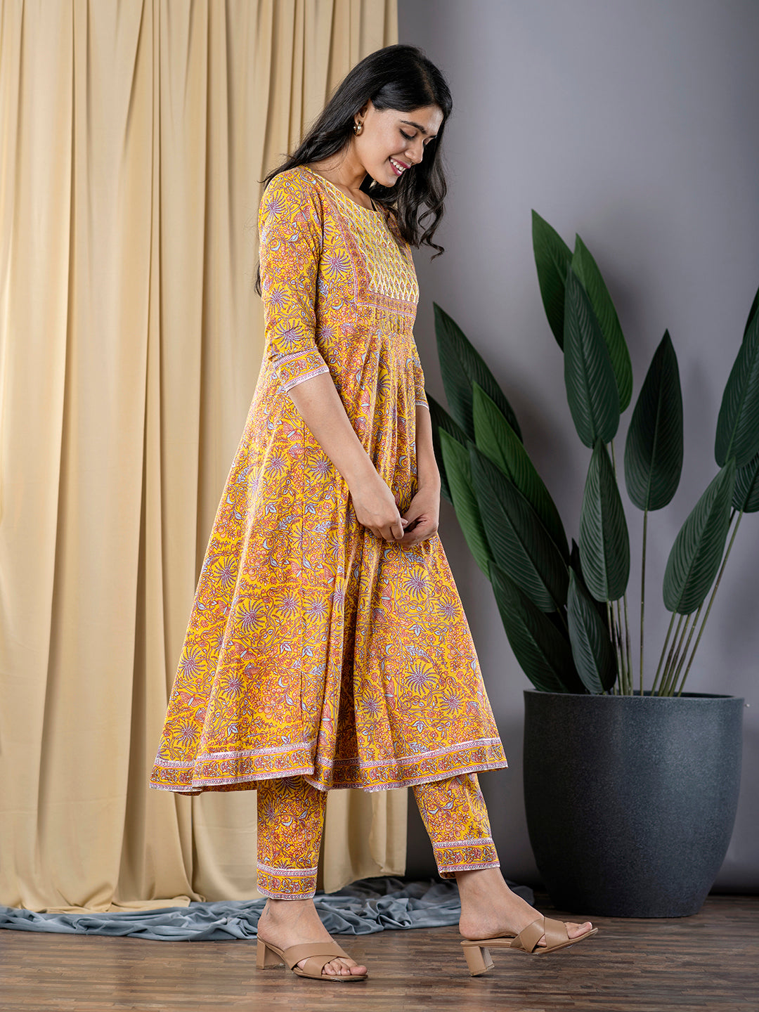Jaitpuriya Women Mustard Yellow Anarkali Kurta With Trouser Set Set