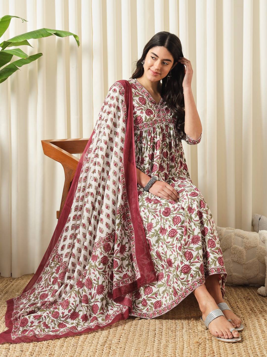Red, white and green printed kurta with trousers with dupatta