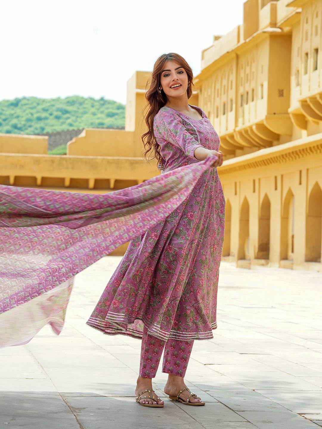 Jaitpuriya Women Mauve Gotta Patti Anarkali Kurta Pant Dupatta Set