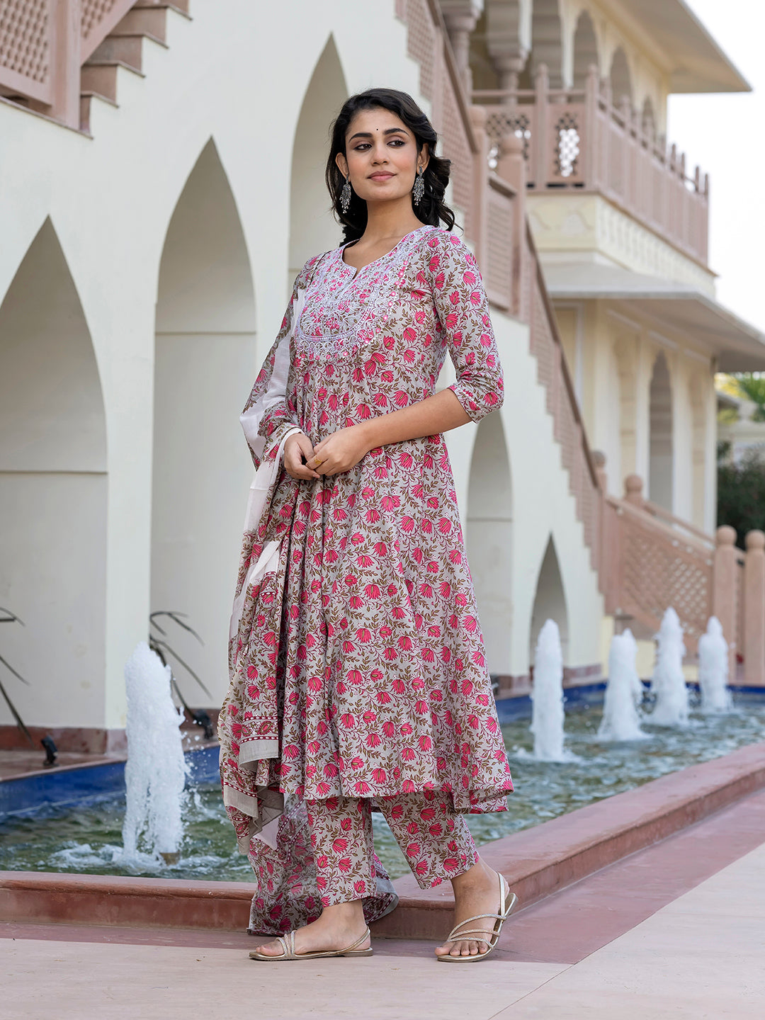 Jaitpuriya Women Grey Chikankari Anarkali Kurta Bottom And Dupatta