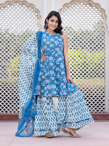 Jaitpuriya Women Blue Floral Print Anarkali Kurta Bottom And Dupatta