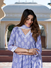 Jaitpuriya Women Blue Floral Print Anarkali Kurta Set with Dupatta