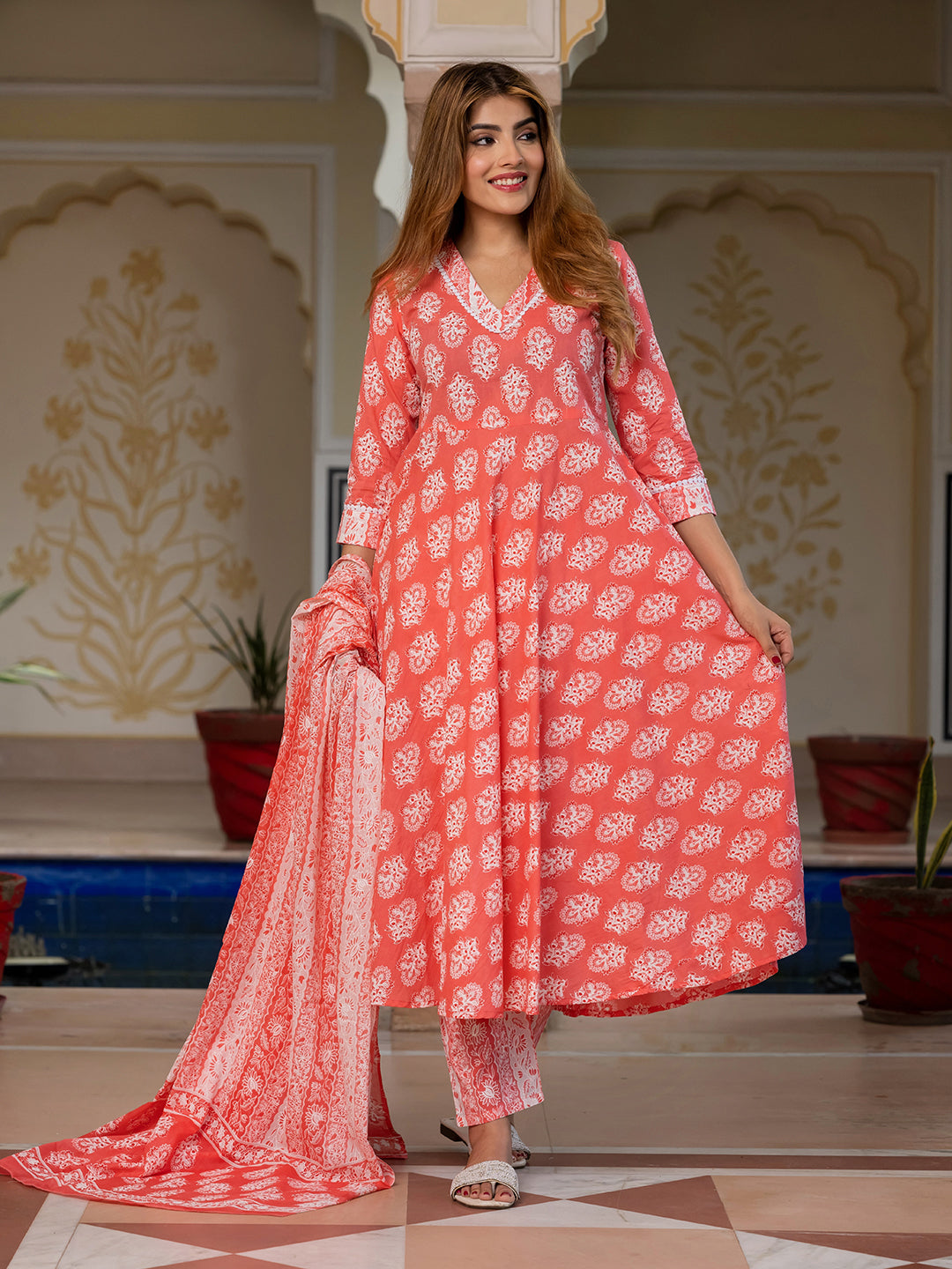 Jaitpuriya Women Peach Floral Print Anarkali Kurta Set with Dupatta