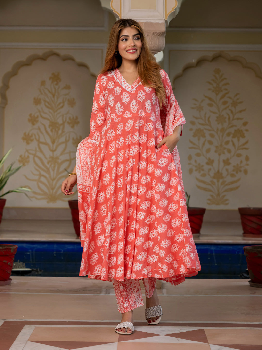Jaitpuriya Women Peach Floral Print Anarkali Kurta Set with Dupatta