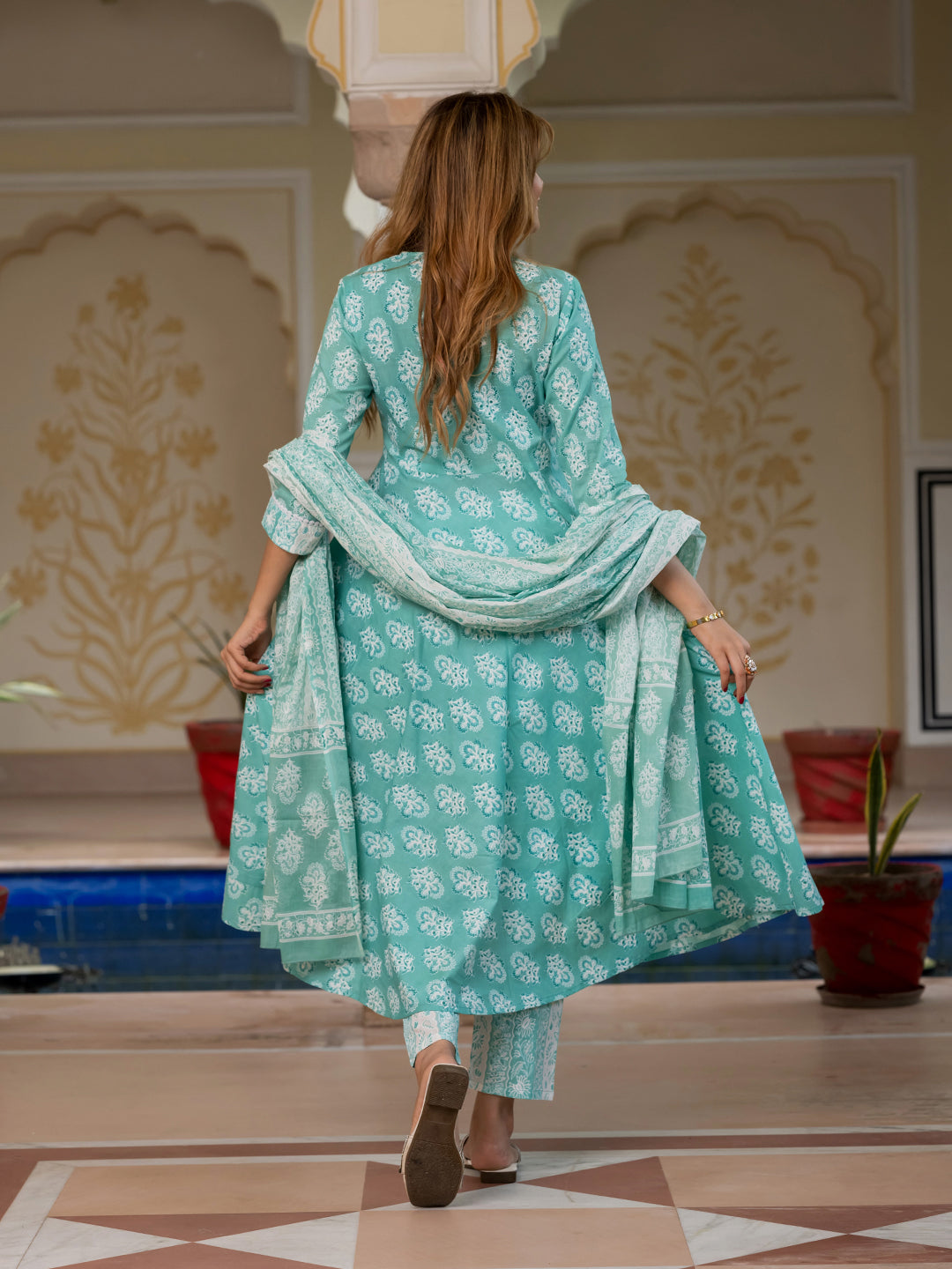 Jaitpuriya Women Turquoise Floral Print Anarkali Kurta Set with Dupatta