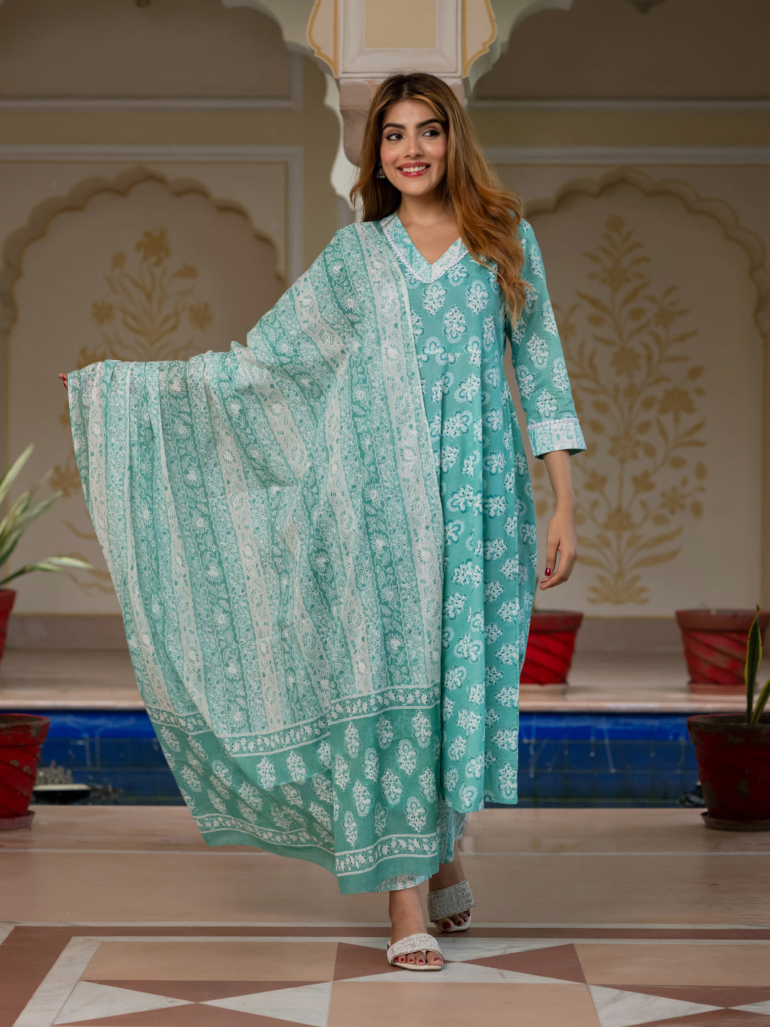 Jaitpuriya Women Turquoise Floral Print Anarkali Kurta Set with Dupatta