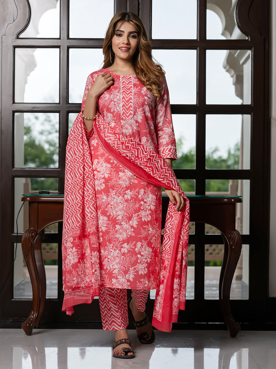 Jaitpuriya Women Pink Pure Cotton Straight Kurta Bottom Dupatta set