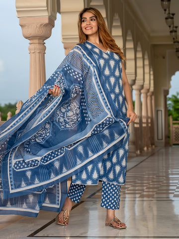 Jaitpuriya Women Blue Pure Cotton Straight Kurta Bottom Dupatta set