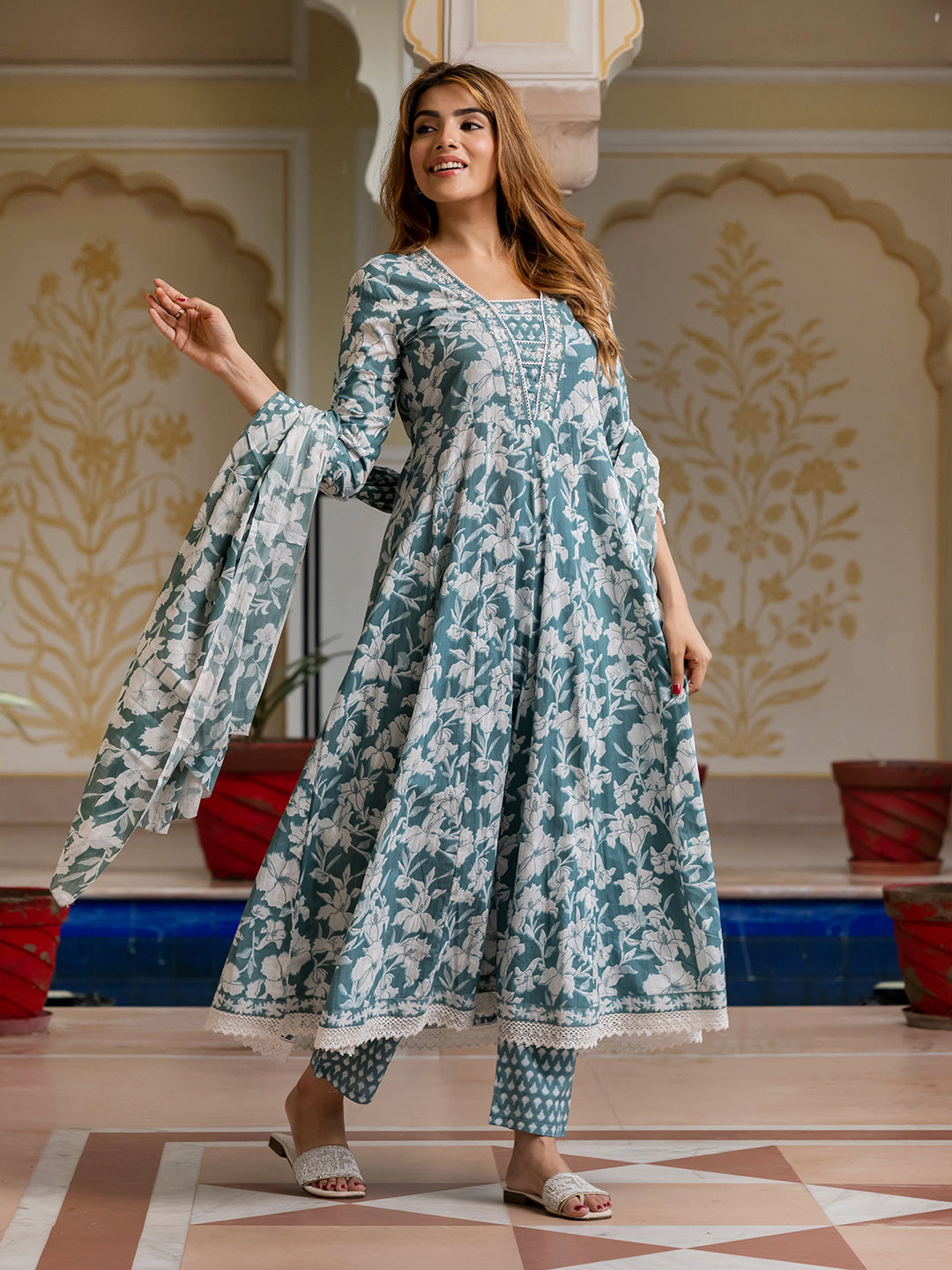 Jaitpuriya Women Green Pure Cotton Anarkali Kurta Bottom Dupatta set