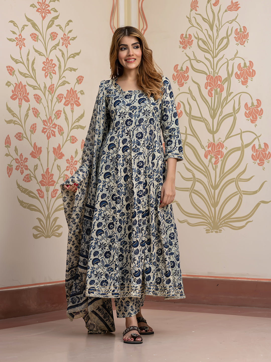 Jaitpuriya Women Cream Pure Cotton Anarkali Kurta Bottom Dupatta set