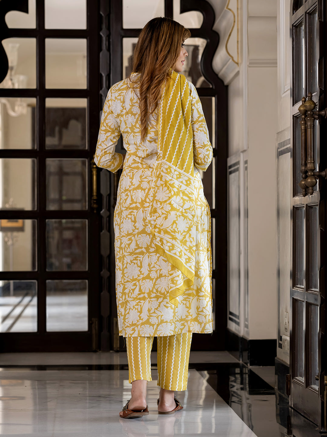 Jaitpuriya Women Mustard And Off White Pure Cotton Straight Kurta Bottom Dupatta set