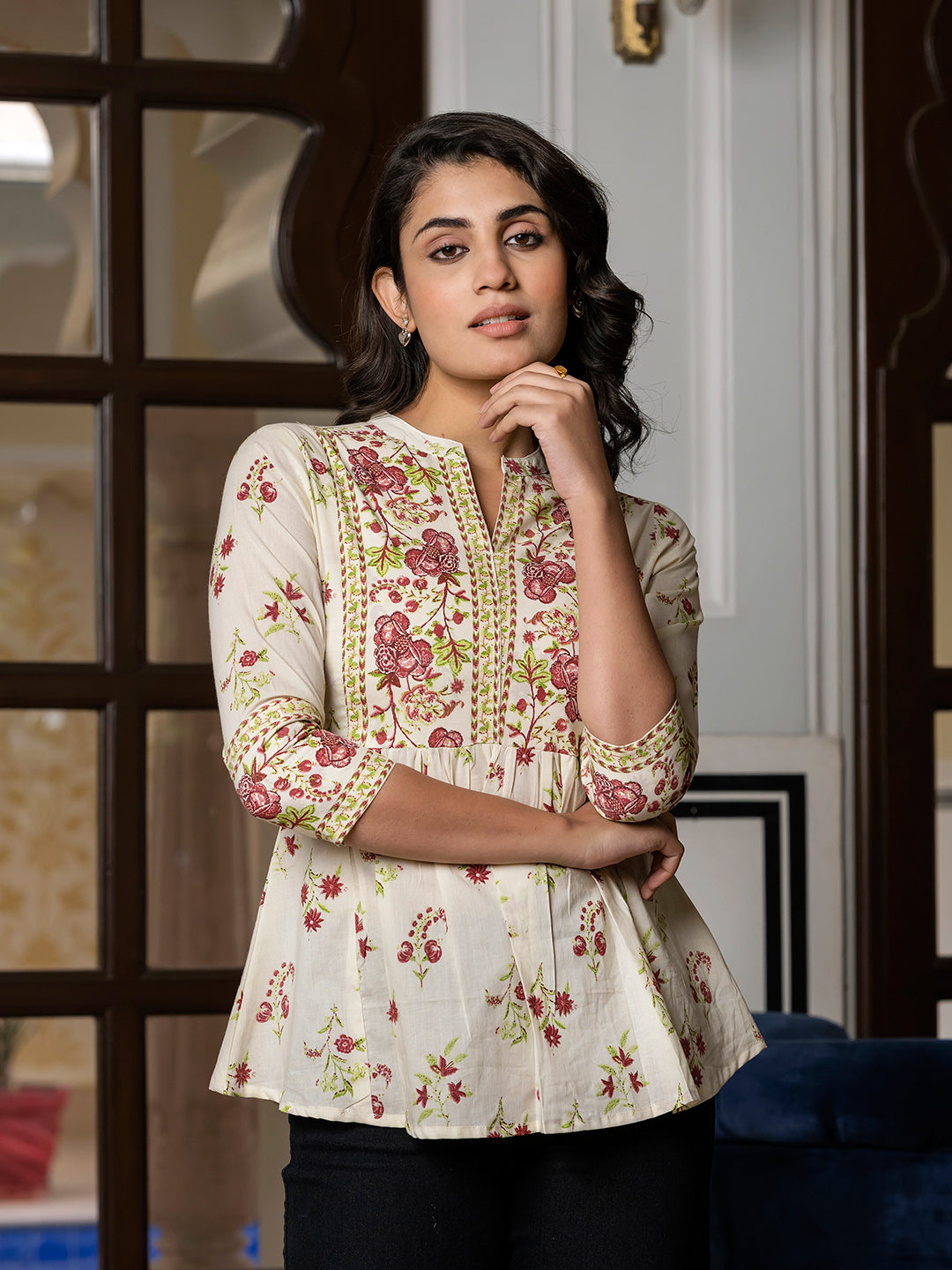 Jaitpuriya Women Brown And Off White Floral Print Peplum TOP