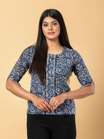 Jaitpuriya Women Blue And Beage Cotton Ragular Top