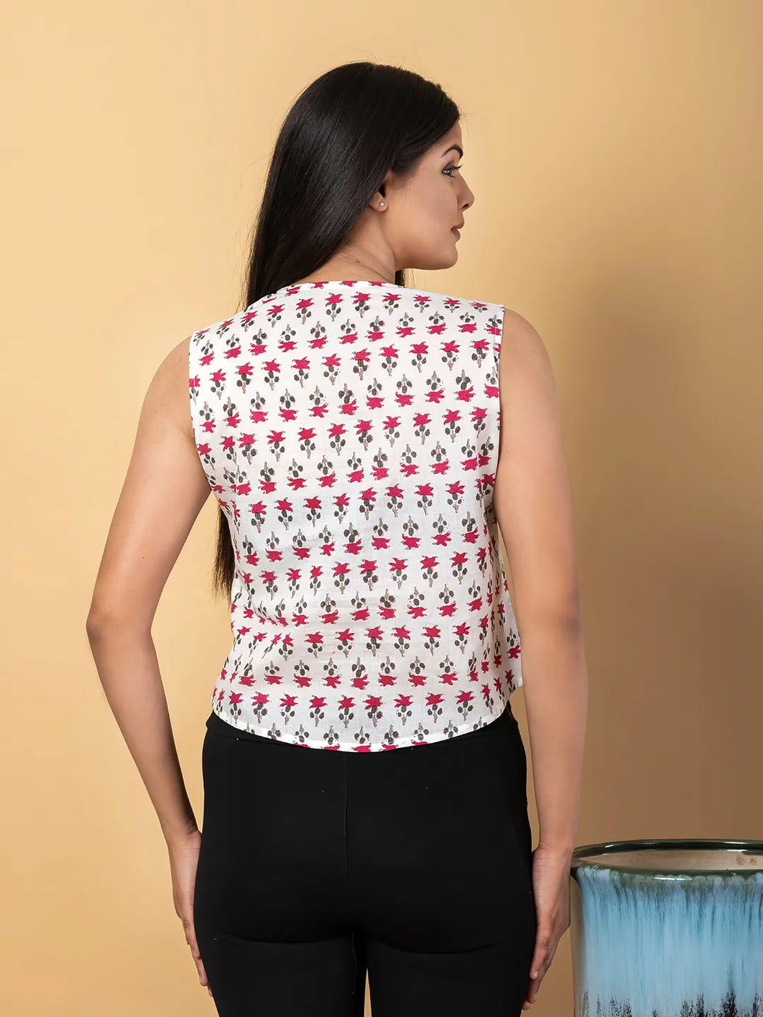 Jaitpuriya Women White Cotton Vest Top