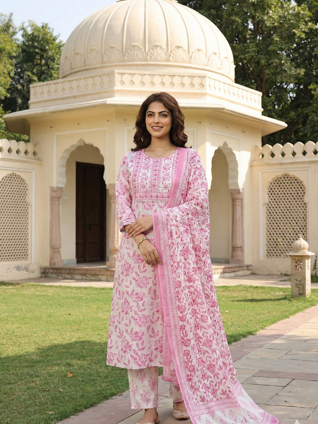 Jaitpuriya Pink And White Pure Cotton Straight Regular Kurta Set