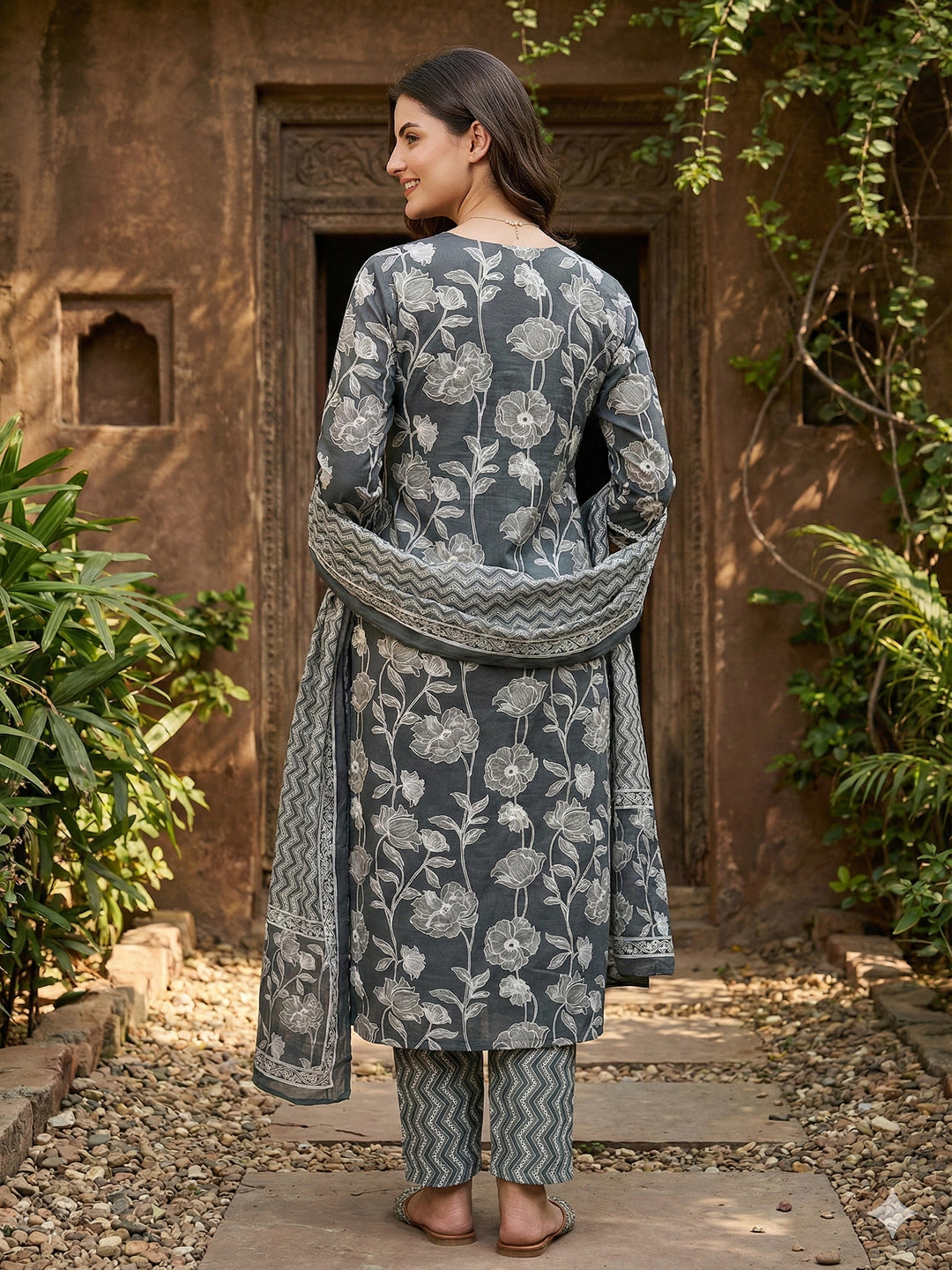 Jaitpuriya Grey Pure Cotton Straight Regular Kurta Set