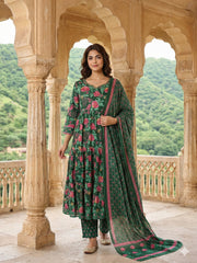 Jaitpuriya Green And Pink Pure Cotton Anarkali Tierd Kurta Set