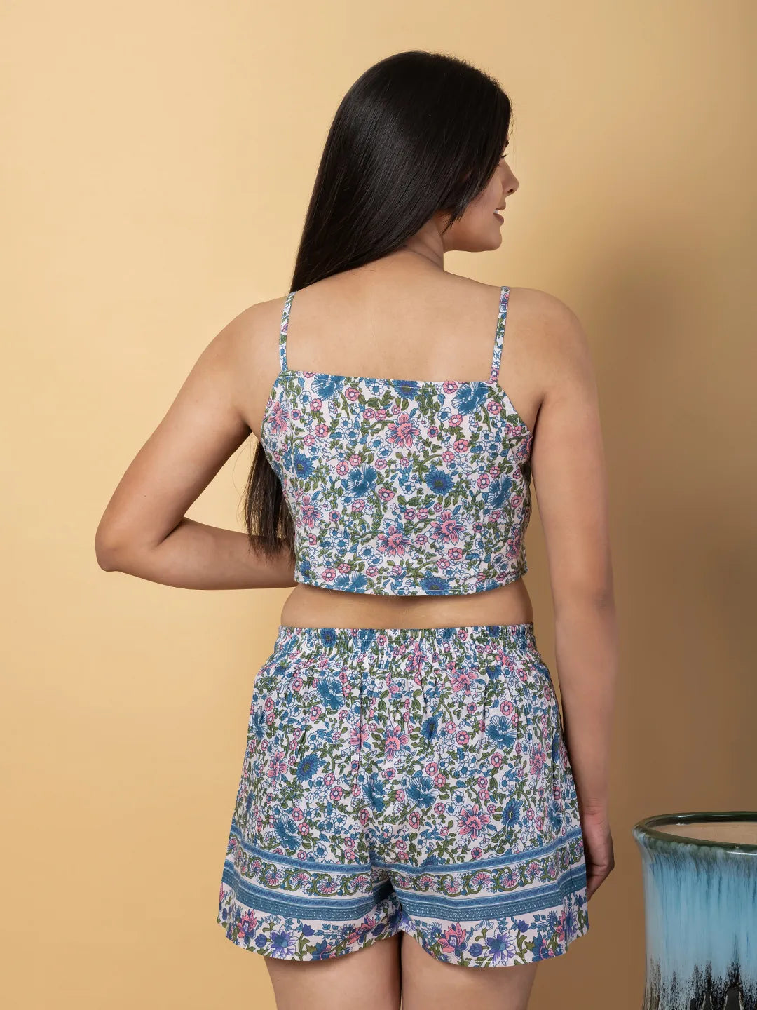 Jaitpuriya Women Cream And Blue Cotton Top Co-Orde
