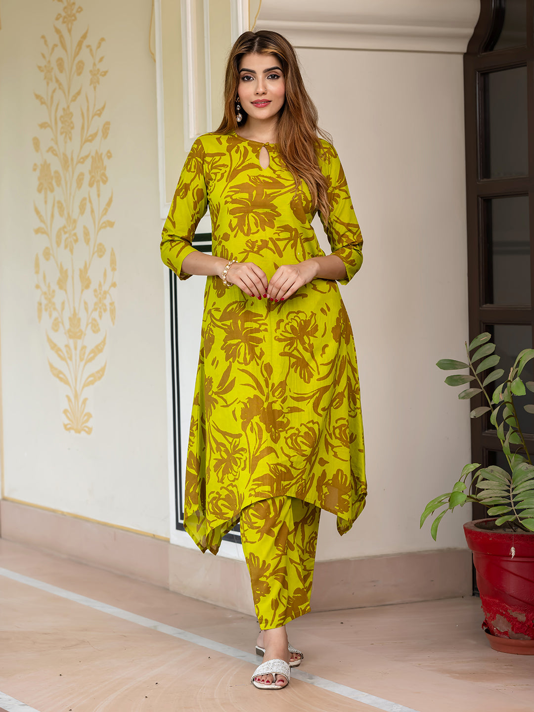 Jaitpuriya Women Lime Green Pure Cotton Tunic Co-ord set