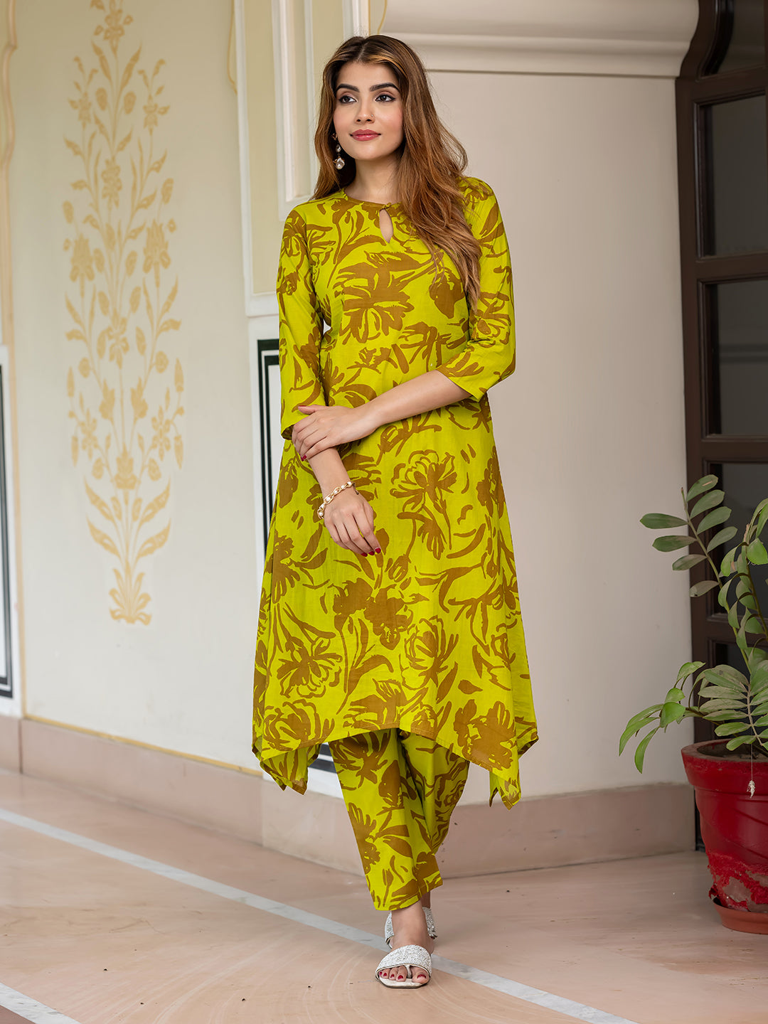 Jaitpuriya Women Lime Green Pure Cotton Tunic Co-ord set