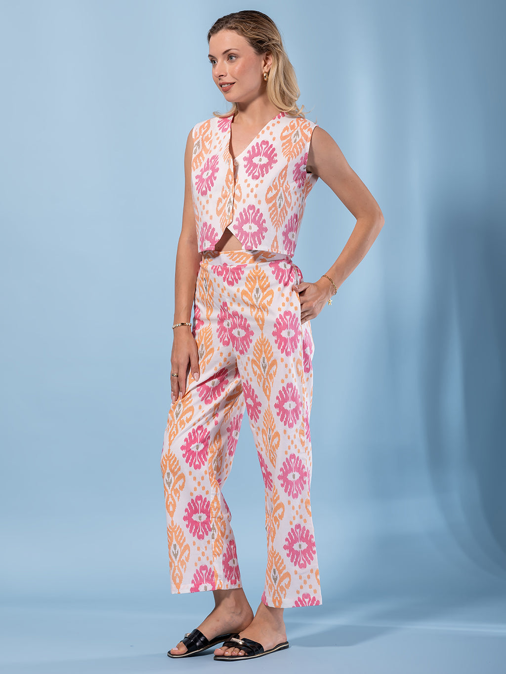 Jaitpuriya Women Orange And Cream Pure Cotton Waistcoat Co-ord set