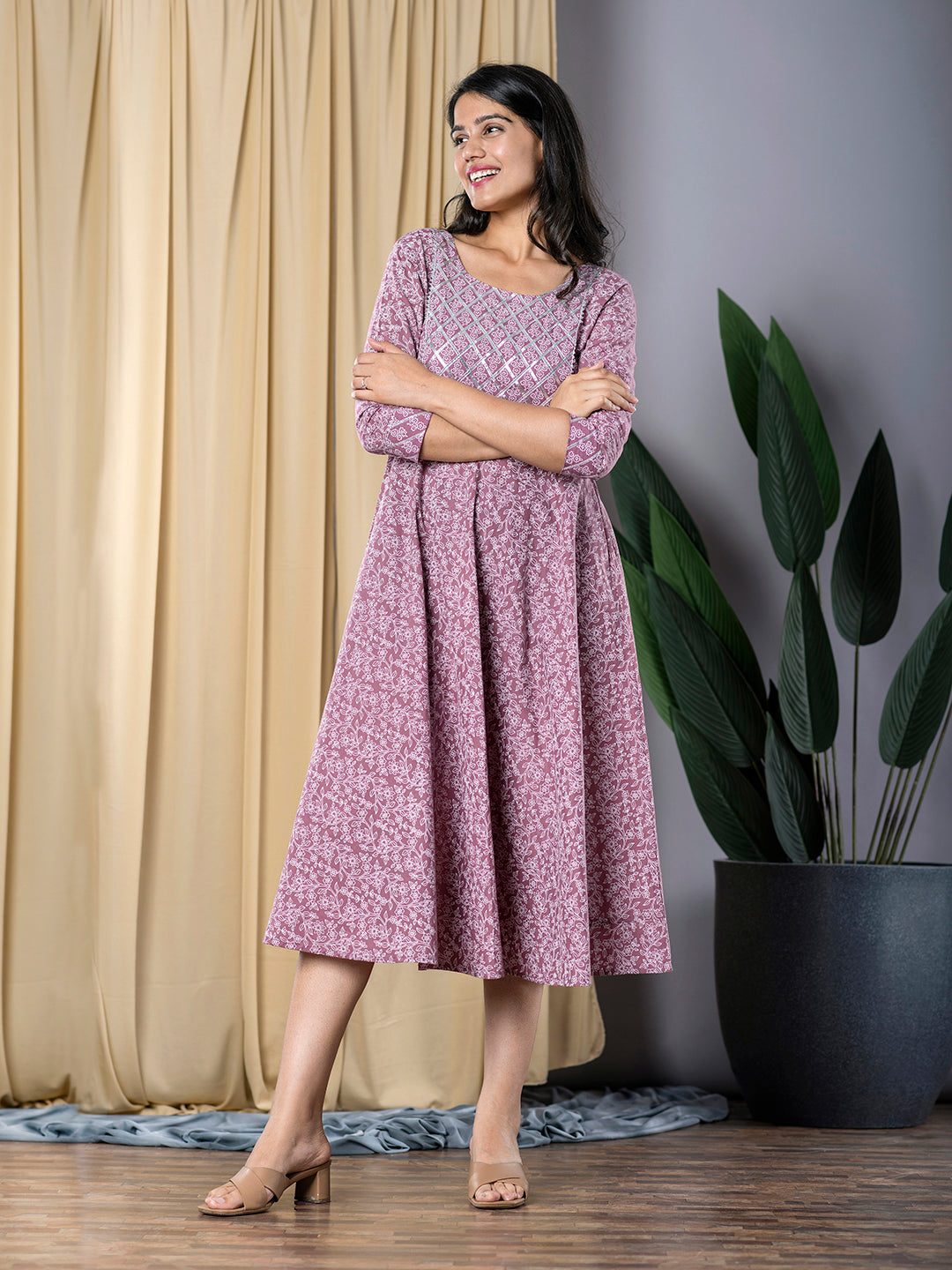 Jaitpuriya Women Mauve fit & flare Dress And Dupatta