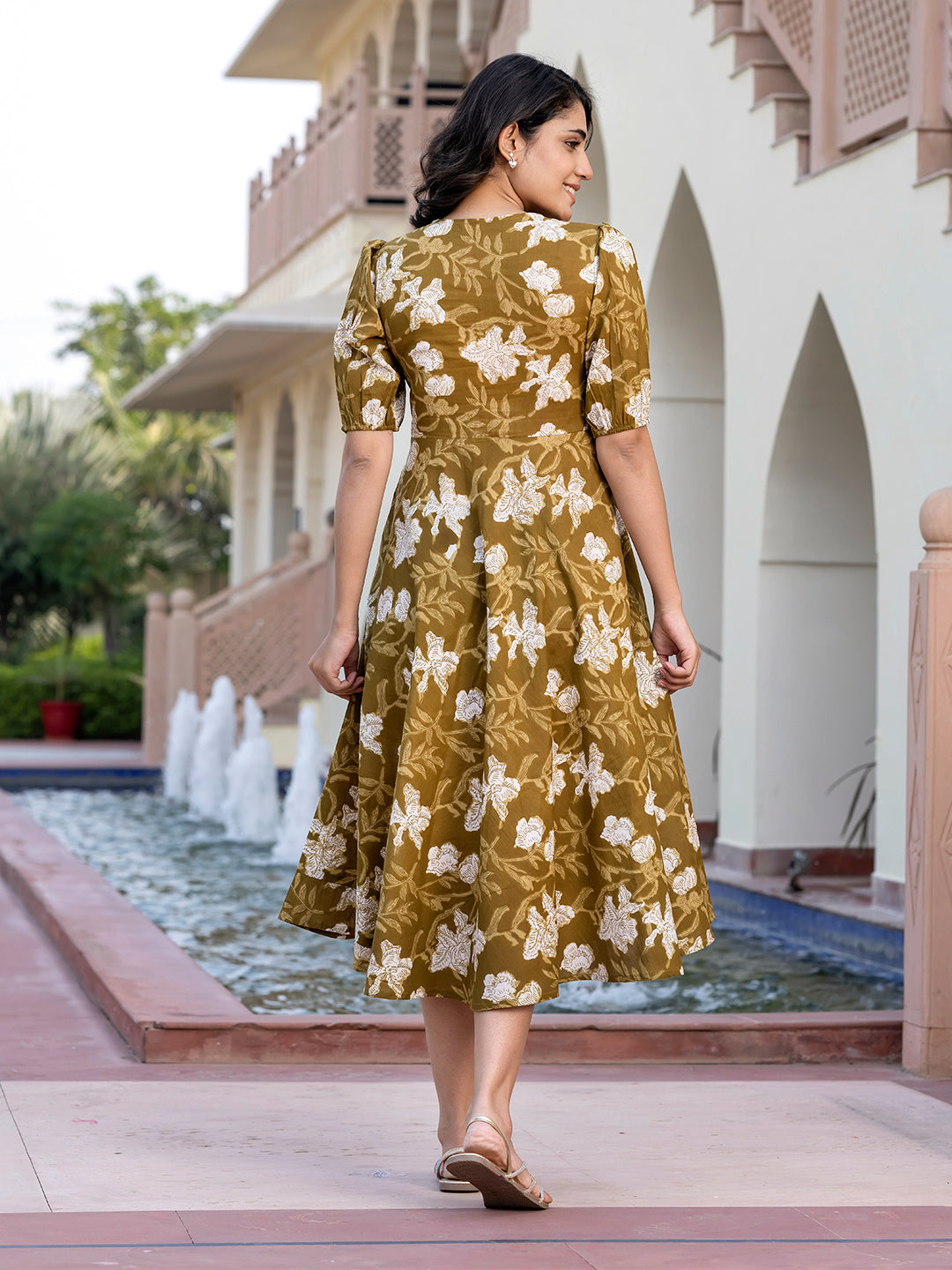 Jaitpuriya Women Green Floral Print fit & flare Dresses