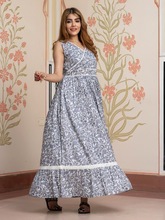 Jaitpuriya Women Grey Pure Cotton fit & flare Dresses
