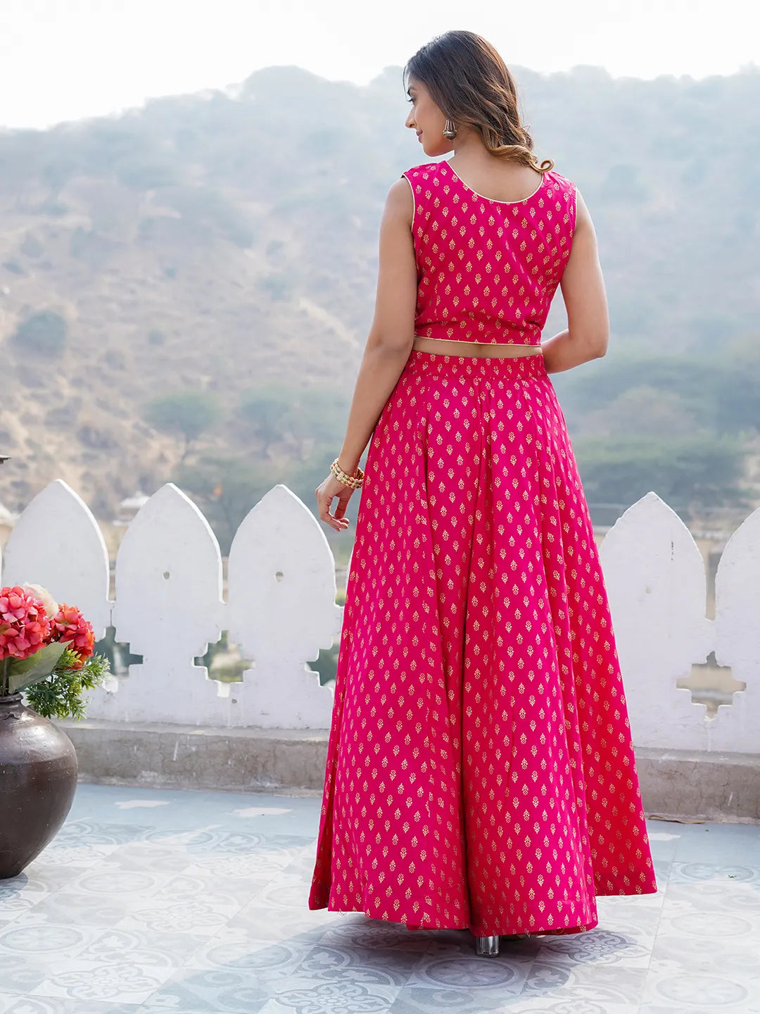 Jaitpuriya Women Pink Printed Cholis Kurta Lehenga and Dupatta Set