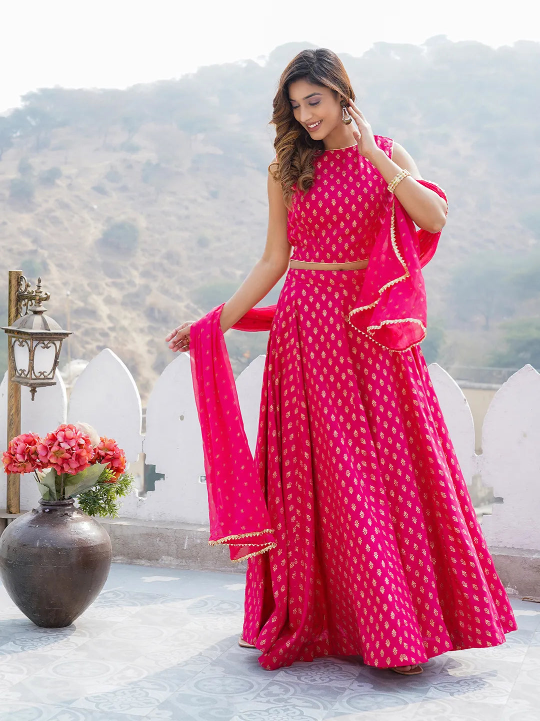 Jaitpuriya Women Pink Printed Cholis Kurta Lehenga and Dupatta Set