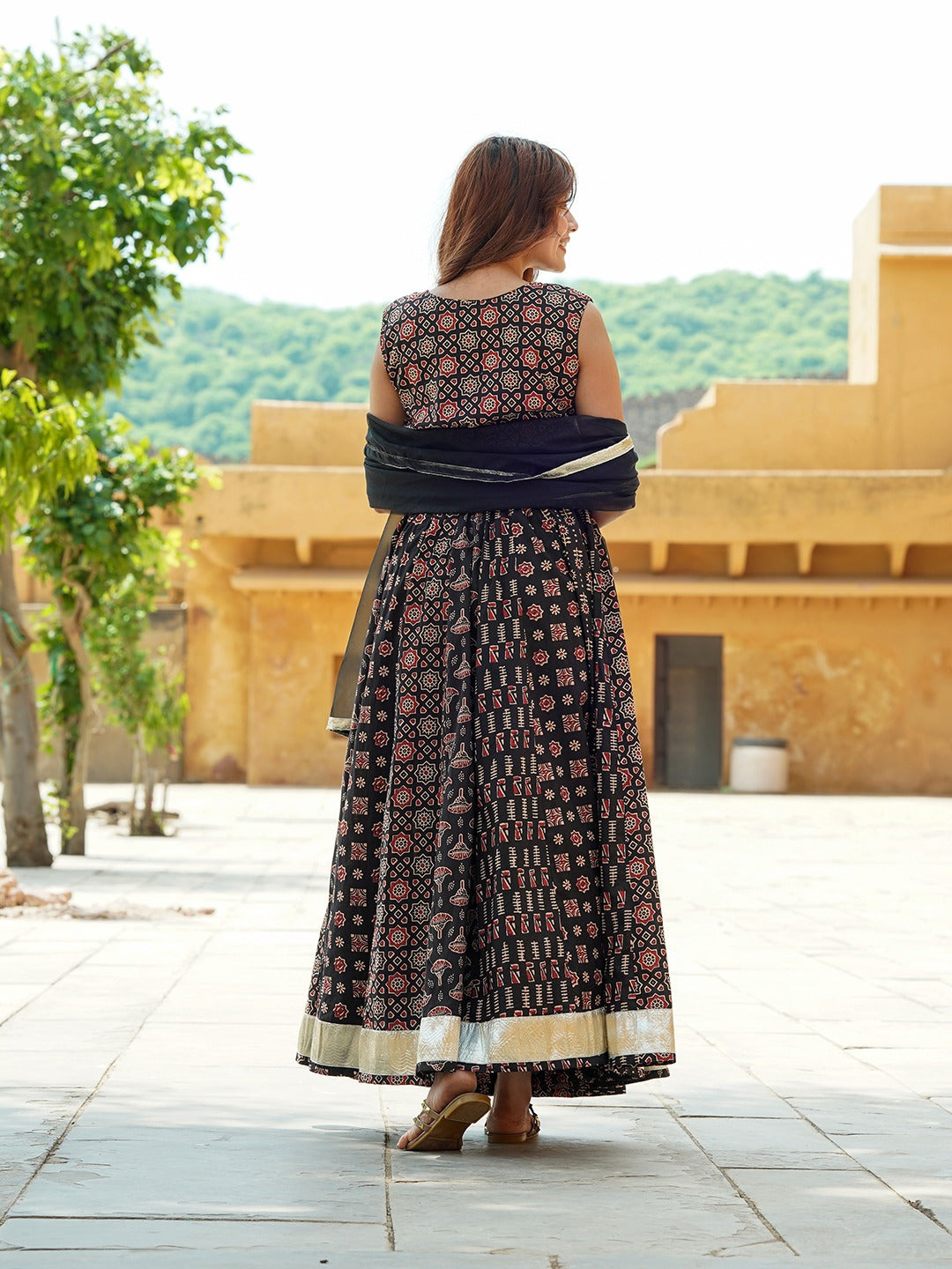 Jaitpuriya Multicolor Gold Print Lehenga Choli With Dupatta