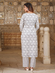 Jaitpuriya Women White Floral Straight Kurta Pant Set
