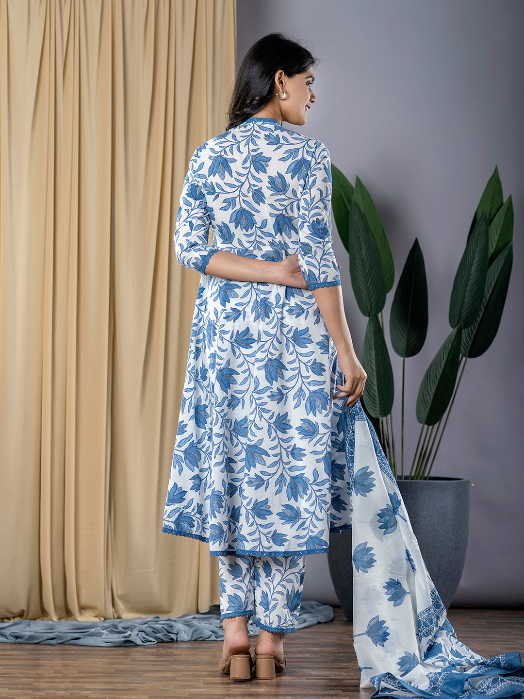 Jaitpuriya Women Blue Anarkali Kurta With Trouser Set