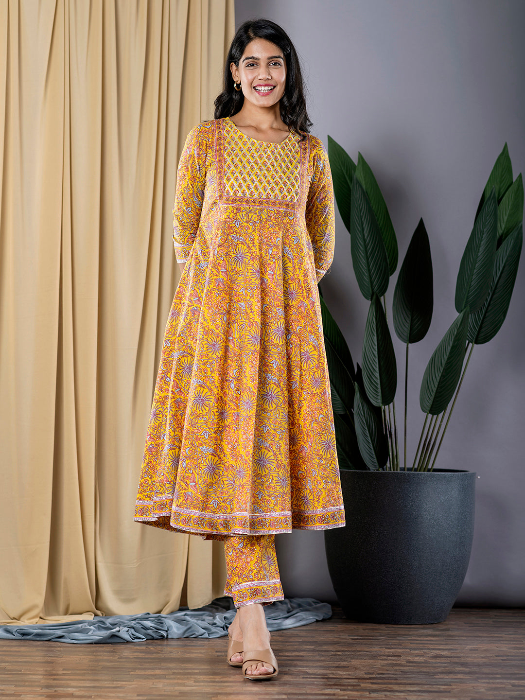 Jaitpuriya Women Mustard Yellow Anarkali Kurta With Trouser Set Set