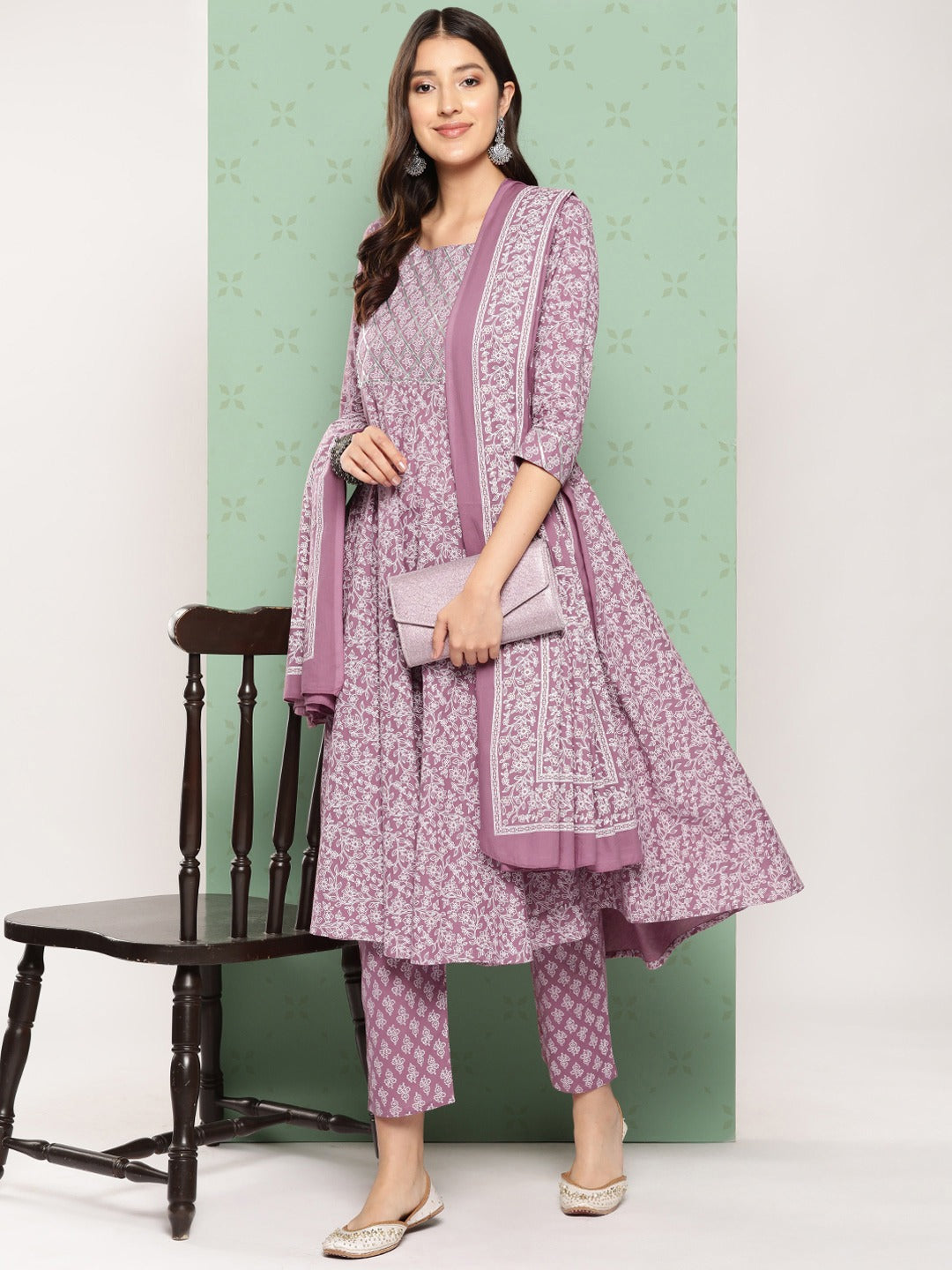 Jaitpuriya Women Mauve Floral Anarkali Kurta Pant and Dupatta Set