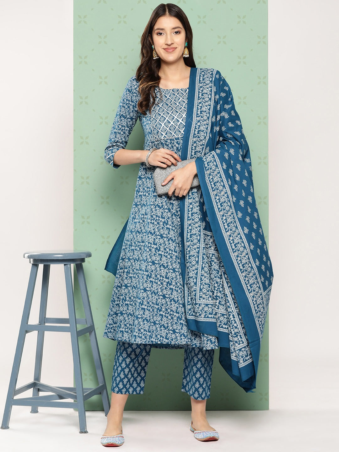 Jaitpuriya Women Teal Floral Anarkali Kurta Pant and Dupatta Set