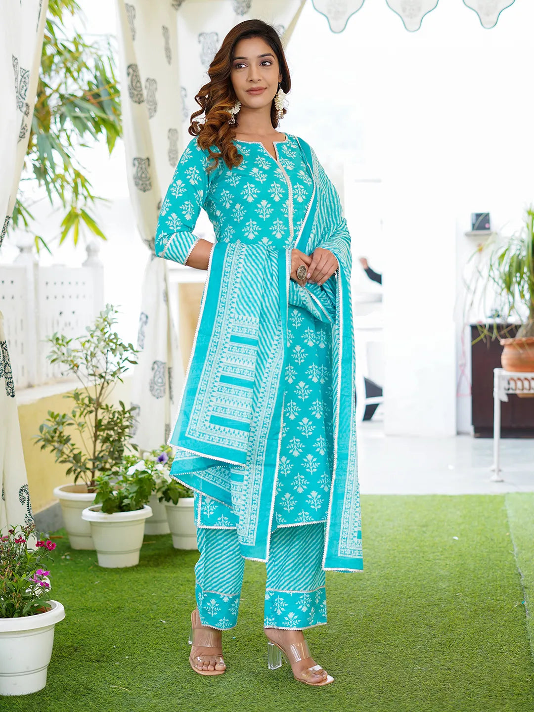 Jaitpuriya Women Turquoise Foli Print Straight Kurta Pant and Dupatta Set